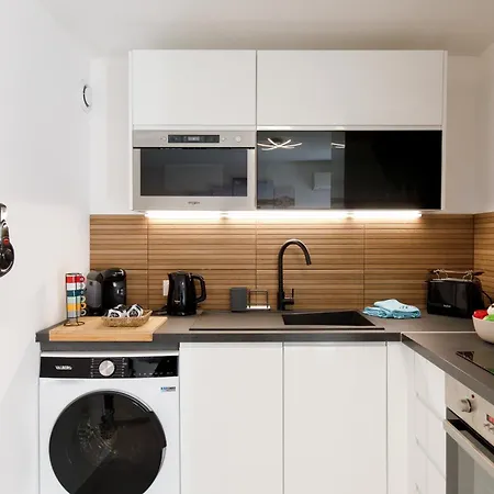 La Dolce Yourhosthelper Apartament